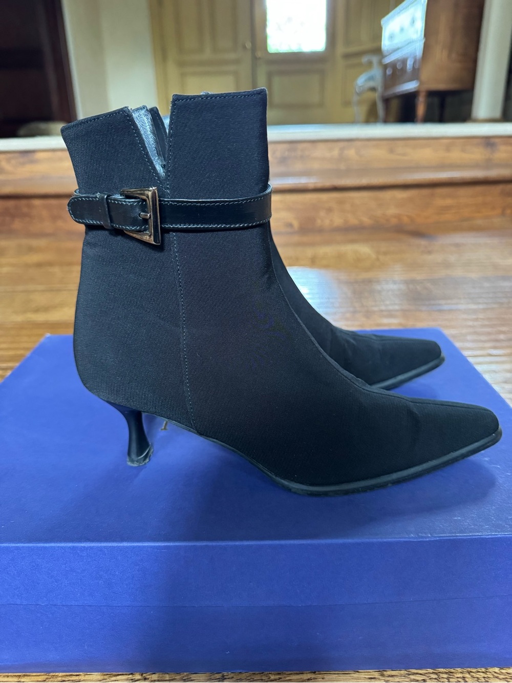 STUART WEITZMAN BLACK WATERPROOF BOOTIES